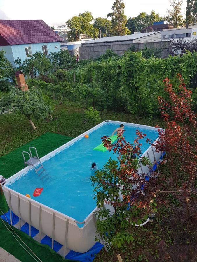 Femily Hotel In Batumi Mareti Str 2 Esterno foto